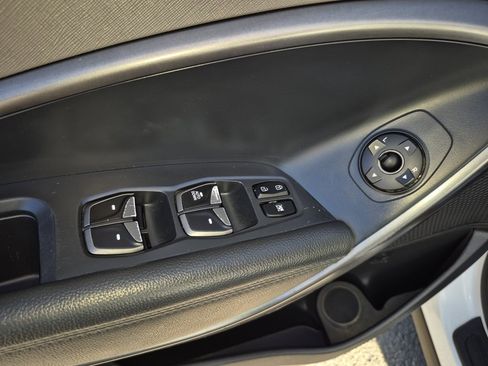 Used 2018 Hyundai Santa Fe Sport image 13