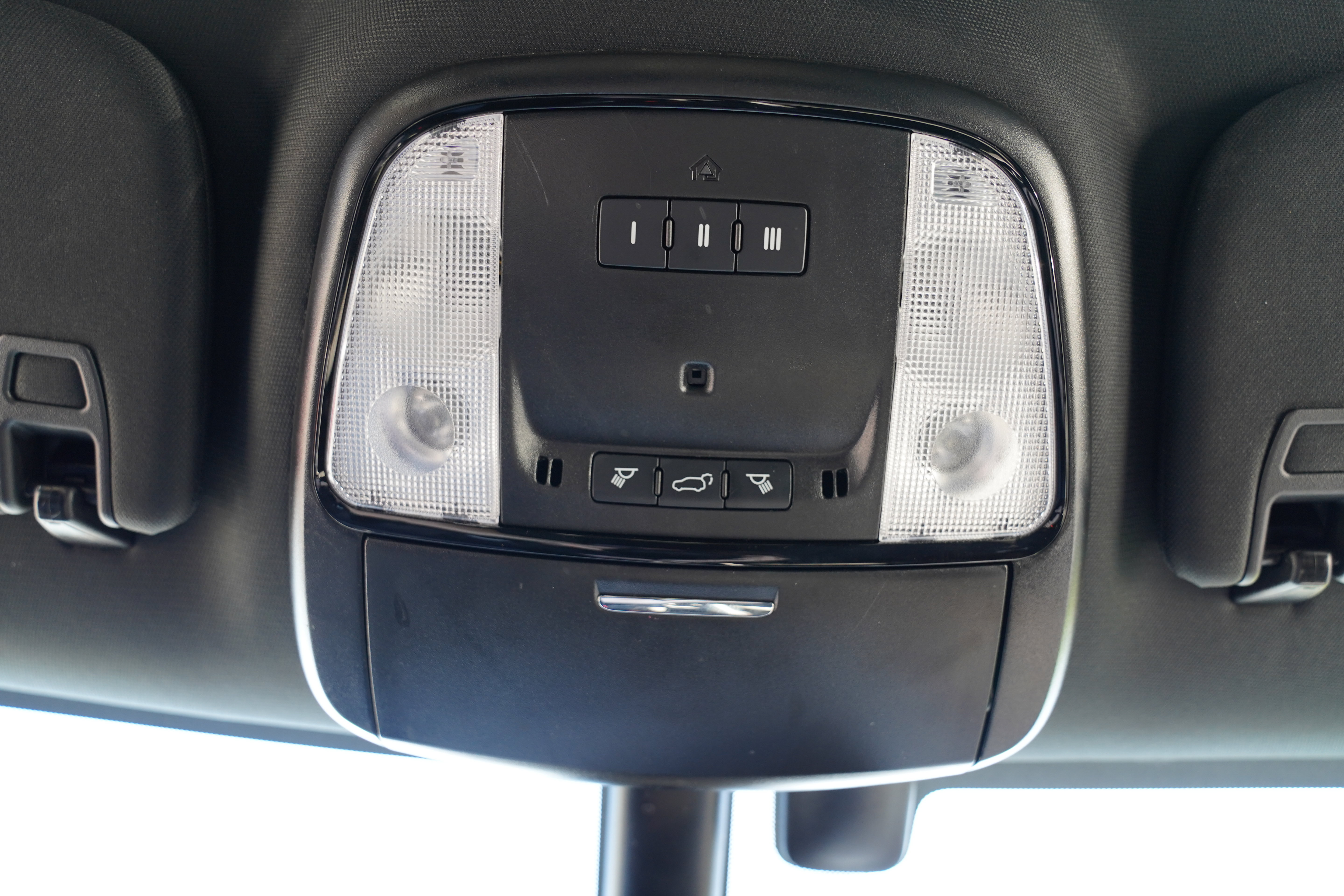 Used 2025 Dodge Durango GT AWD/4WD image 30