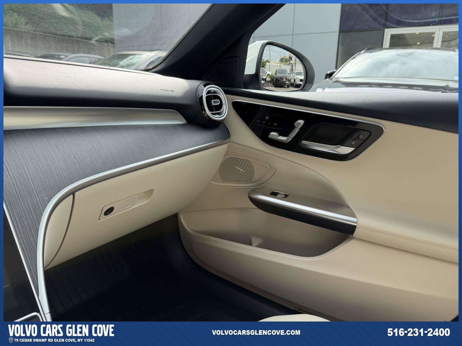 Used 2023 Mercedes-Benz C 300 4MATIC Sedan image 27
