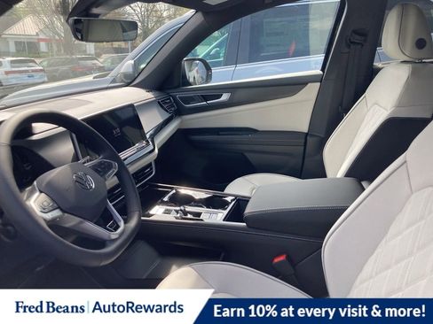 New 2026 Volkswagen Atlas Cross Sport SEL Premium R-Line AWD/4WD image 11