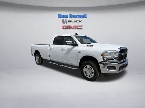 Used 2022 RAM 2500 Big Horn AWD/4WD image 3