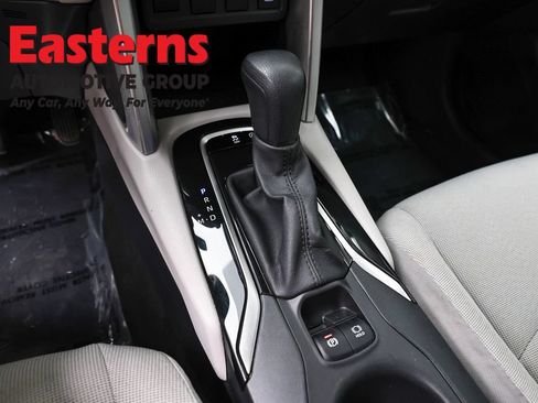 Used 2023 Toyota Corolla Cross L AWD/4WD image 12