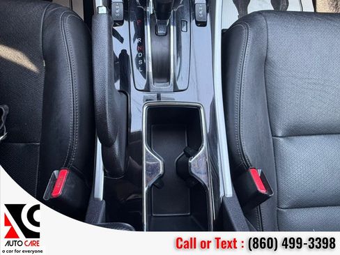 Used 2017 Honda Accord EX-L image 23