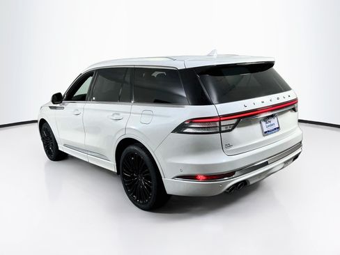 Used 2022 Lincoln Aviator Black Label w/ Dynamic Handling Package AWD/4WD image 7