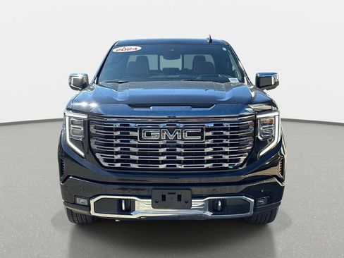 Used 2024 GMC Sierra 1500 Denali Ultimate AWD/4WD image 7