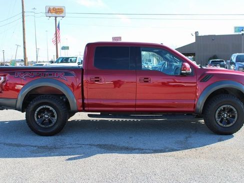 Used 2018 Ford F150 Raptor w/ Equipment Group 802A Luxury image 4