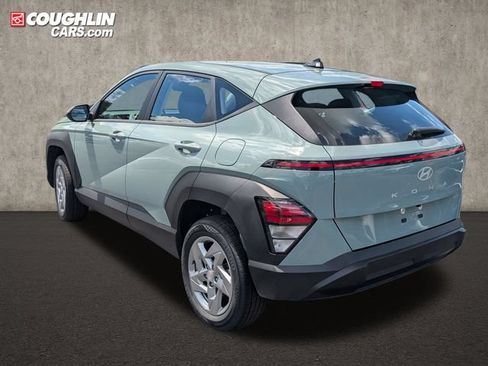 Certified 2025 Hyundai Kona SE AWD/4WD image 5