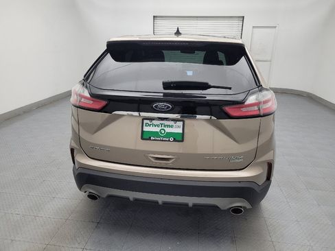 Used 2020 Ford Edge Titanium w/ Equipment Group 301A FWD image 7