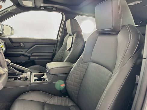 New 2026 Toyota 4Runner TRD Off-Road Premium AWD/4WD image 32