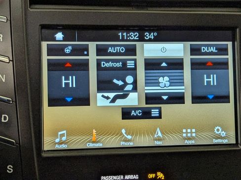 Used 2017 Lincoln MKC Reserve image 25