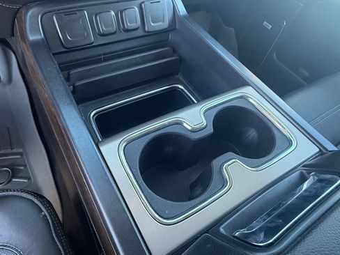 Used 2019 GMC Sierra 2500 Denali w/ Duramax Plus Package image 21