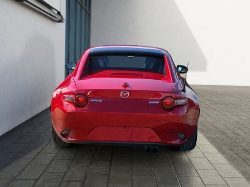Used 2017 MAZDA MX-5 Miata RF Grand Touring image 4