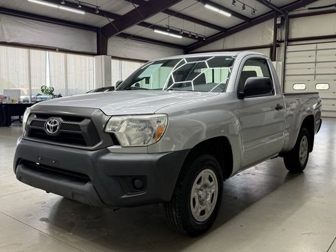 Used 2012 Toyota Tacoma 2WD Regular Cab image 5