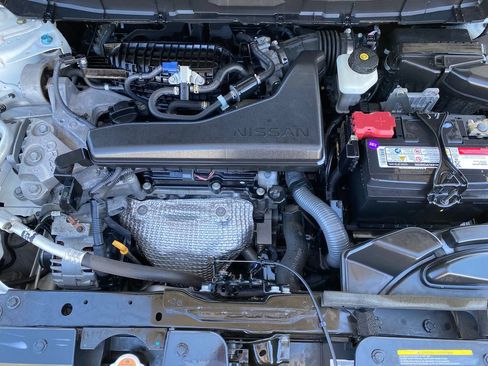 Used 2019 Nissan Rogue S FWD image 28