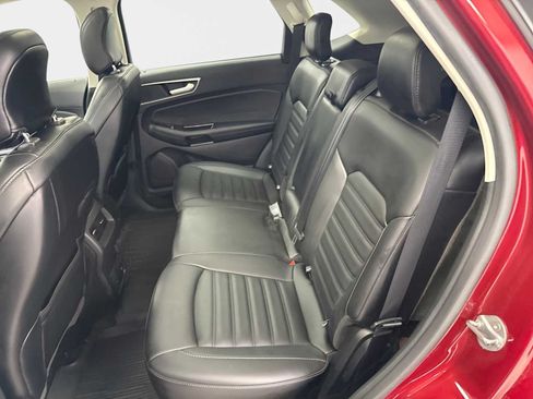 Used 2019 Ford Edge SEL w/ Equipment Group 201A AWD/4WD image 24
