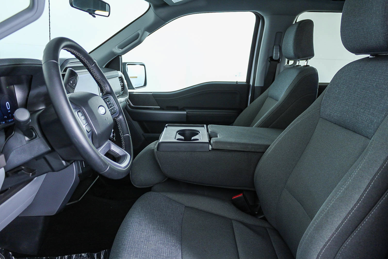Used 2025 Ford F150 XLT w/ Equipment Group 301A Standard RWD image 18