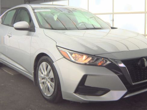 Used 2022 Nissan Sentra S FWD image 1
