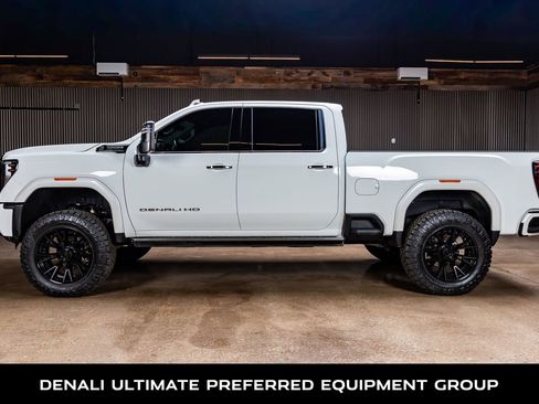 Used 2025 GMC Sierra 2500 Denali Ultimate image 6