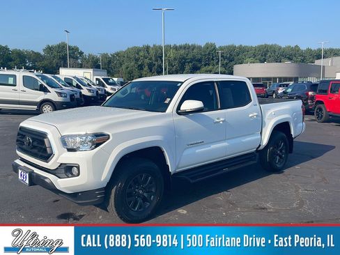 Used 2023 Toyota Tacoma SR5 w/ Technology Package AWD/4WD image 1