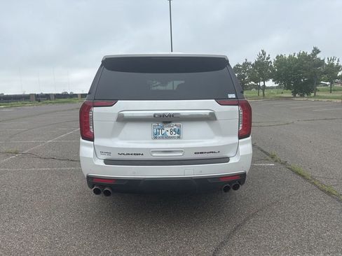 Used 2024 GMC Yukon XL Denali w/ Denali Reserve Package AWD/4WD image 6