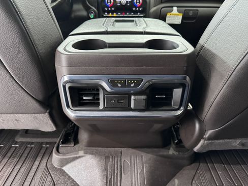 Certified 2020 GMC Sierra 2500 Denali w/ Denali Ultimate Package image 31
