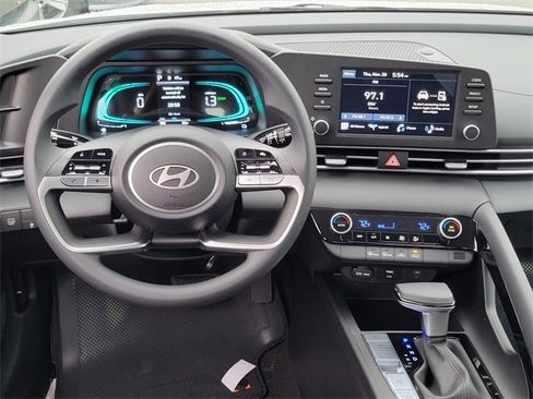 New 2026 Hyundai Elantra Blue image 4