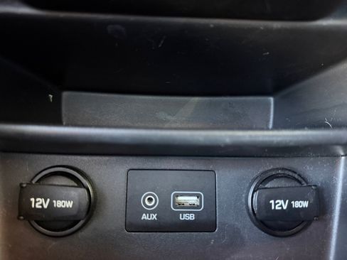 Used 2018 Hyundai Kona SE FWD image 31