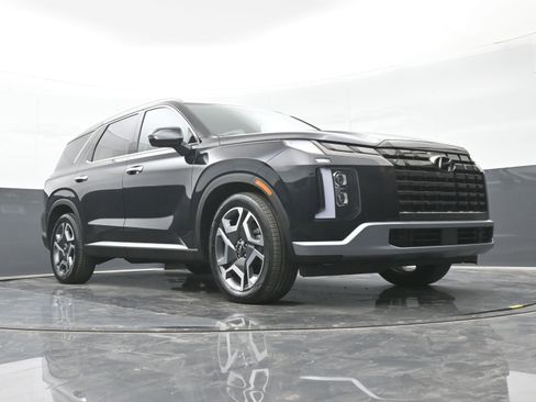 Used 2023 Hyundai Palisade SEL image 40
