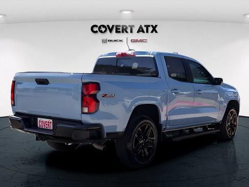 Used 2025 Chevrolet Colorado Z71 w/ Technology Package AWD/4WD image 7