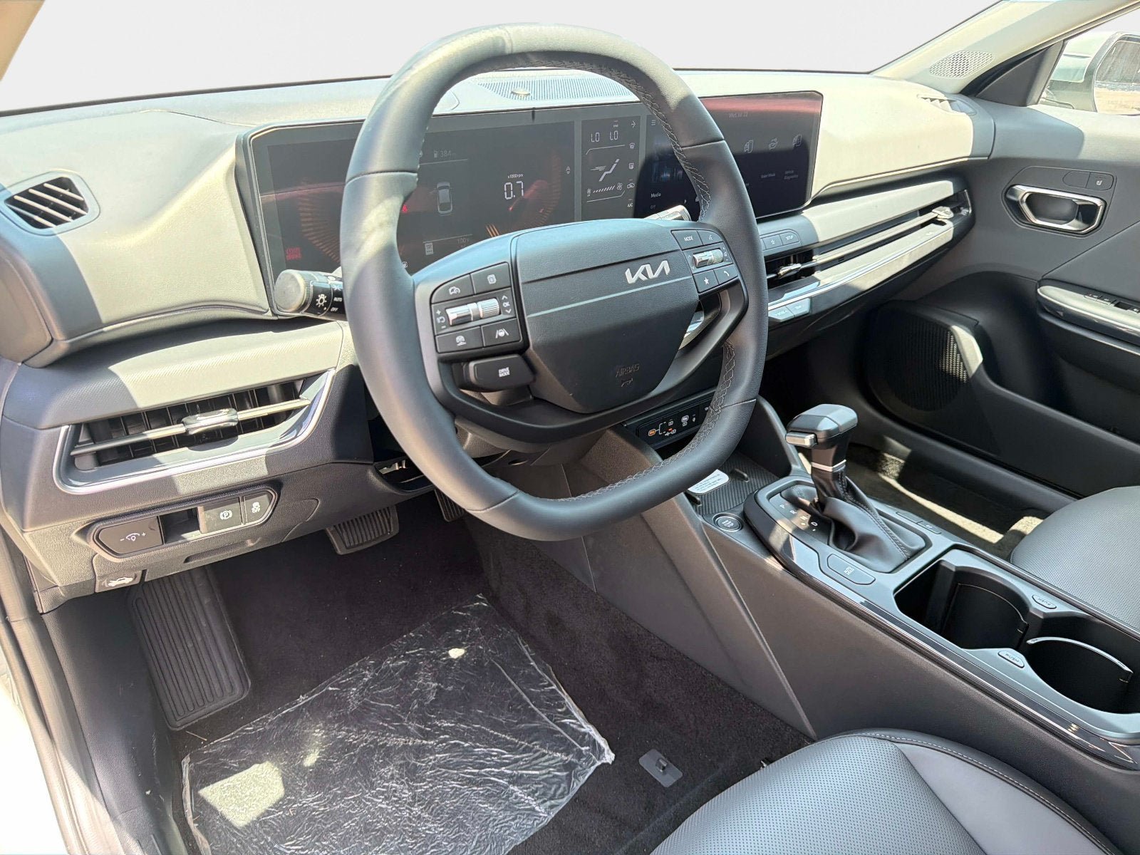 New 2026 Kia K4 EX FWD image 17