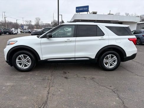 Used 2020 Ford Explorer XLT w/ Class III Trailer Tow Package image 2