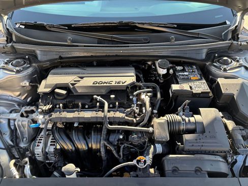 Used 2025 Kia K4 LXS image 31