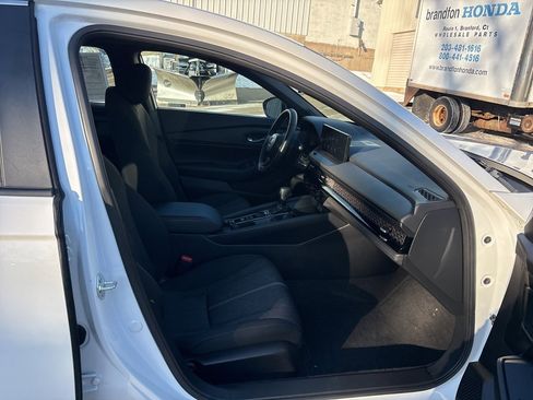 Used 2023 Honda Accord Sport image 27