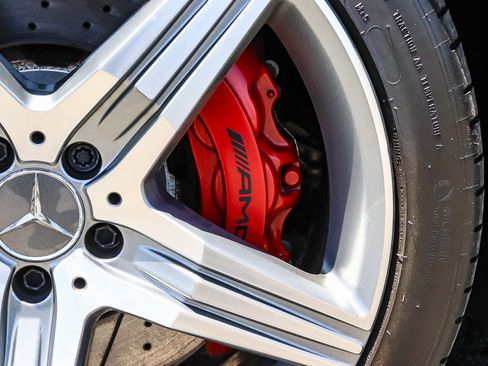 Used 2016 Mercedes-Benz S 63 AMG 4MATIC Coupe image 17