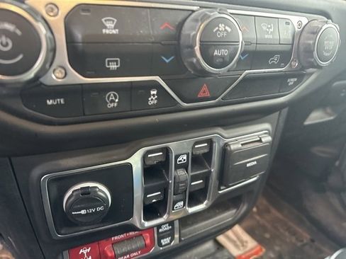 Used 2021 Jeep Wrangler Unlimited Rubicon image 14