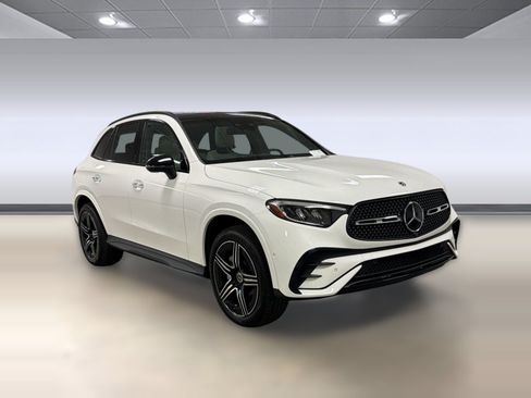 Used 2023 Mercedes-Benz GLC 300 4MATIC image 6