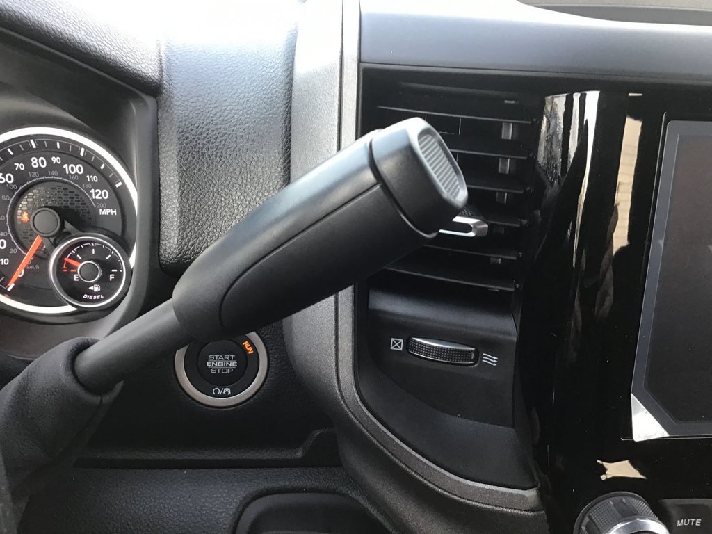 New 2026 RAM 3500 Tradesman AWD/4WD image 15