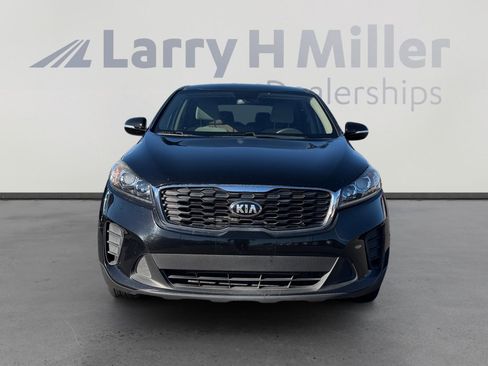 Used 2020 Kia Sorento LX image 8