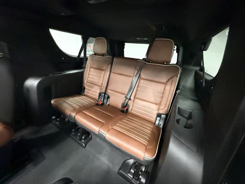 Used 2023 GMC Yukon XL Denali Ultimate w/ LPO, Floor Liner Package image 33