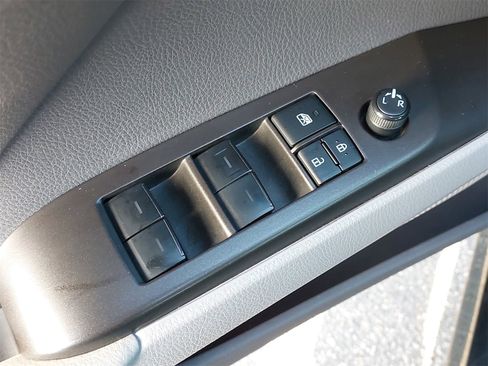 Used 2023 Toyota Camry LE image 28