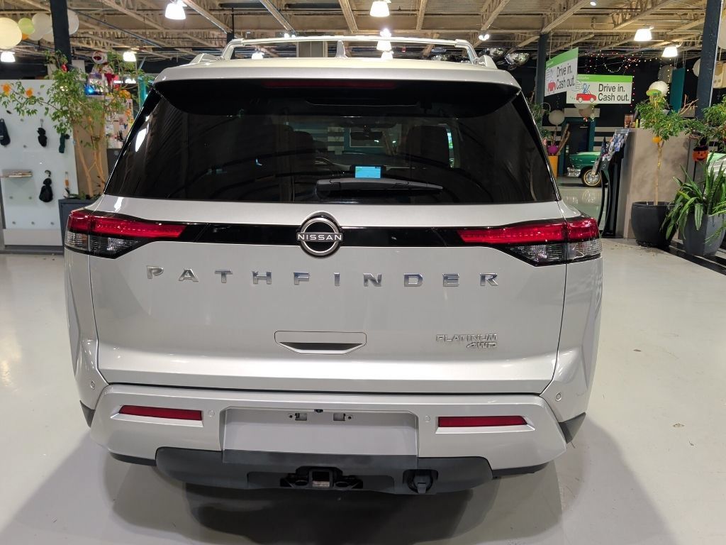 Used 2023 Nissan Pathfinder Platinum AWD/4WD image 12