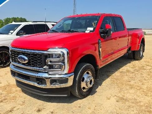 Used 2023 Ford F350 Lariat w/ Lariat Ultimate Package AWD/4WD image 1