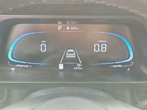 Certified 2025 Hyundai Elantra Sport FWD image 10