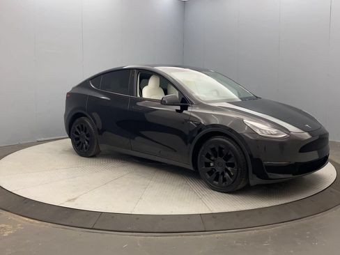 Used 2020 Tesla Model Y Long Range AWD/4WD image 7