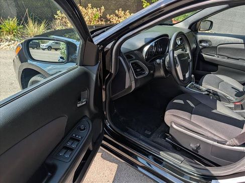 Used 2013 Chrysler 200 Touring FWD image 24