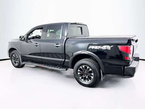 Used 2021 Nissan Titan PRO-4X w/ Pro-4x Convenience Package AWD/4WD image 5