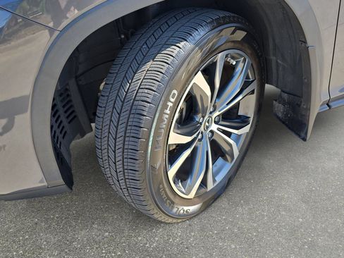 Used 2022 Lexus RX 350L FWD w/ Premium Package image 31