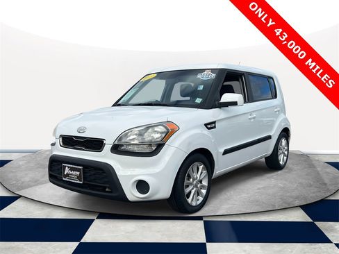 Used 2013 Kia Soul image 2