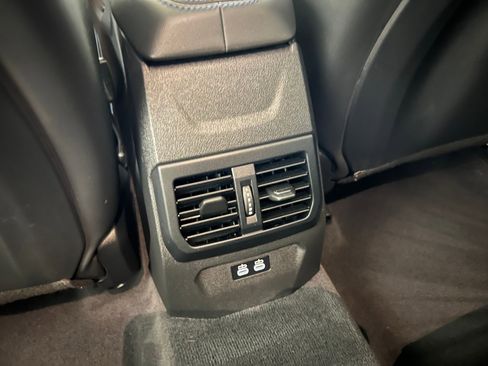 Used 2025 BMW M235i xDrive w/ Premium Package image 35