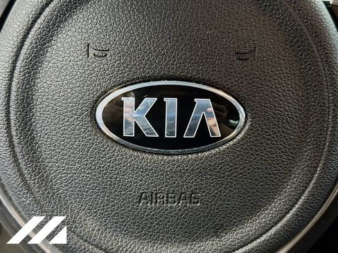 Used 2018 Kia Optima S FWD image 33